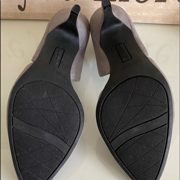NWT Christian Siriano Grey Faux Suede Heels - 11 - Picture 8 of 8